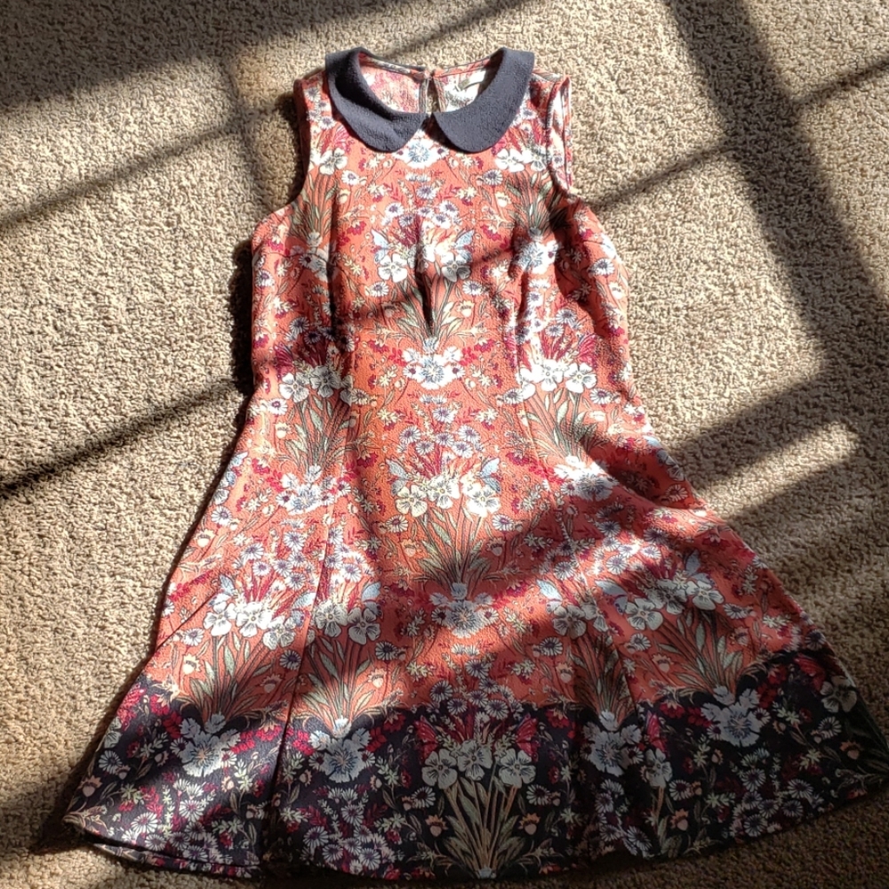 Floral two tone sleeveless dress